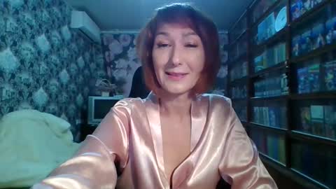 Elena online show from 11/28/25, 10:12