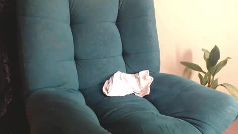 Snapshot of zero__o chatting on 02/21/25, 04:29 ZERO online show from 02/21/25, 04:29