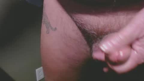 Snapshot of zerozero5555 chatting on 01/08/26, 12:35 bambi cumslut online show from 01/08/26, 12:35