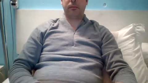 zeus online show from 12/16/25, 06:07