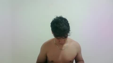 zeus_183 online show from 10/16/25, 03:40