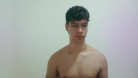 zeus_183 online show from 10/18/25, 01:19