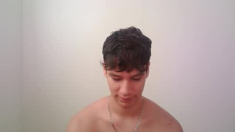 zeus_183 online show from 10/23/25, 01:54