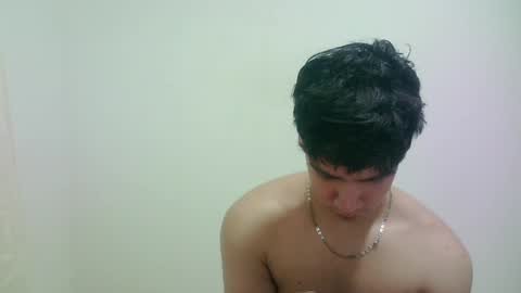 zeus_183 online show from 04/11/26, 08:07