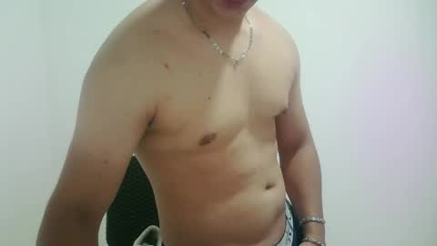 zeus_183 online show from 04/15/26, 02:07