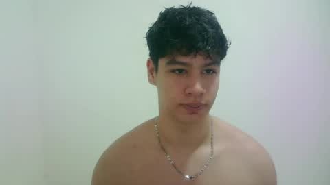zeus_183 online show from 05/01/26, 01:54