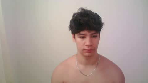 zeus_183 online show from 05/28/26, 01:52