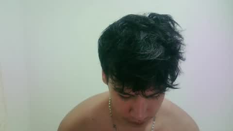 zeus_183 online show from 07/04/26, 04:40