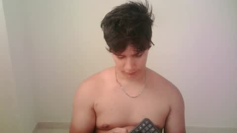 zeus_183 online show from 07/11/26, 08:44