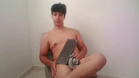 zeus_183 online show from 07/21/26, 12:18