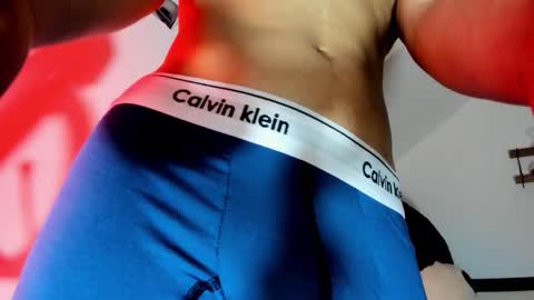 zeus online show from 11/28/25, 09:06