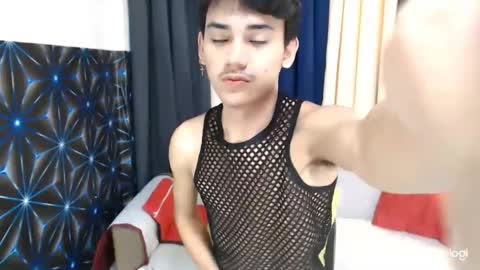 zavier skinny asian online show from 01/28/25, 07:32