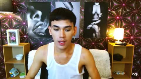 zavier skinny asian online show from 03/02/25, 02:41