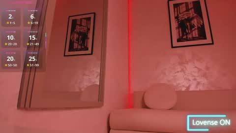 zeynepx online show from 04/13/26, 06:08