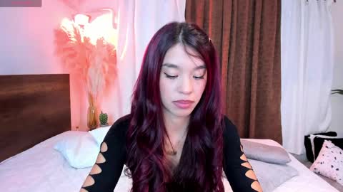 Snapshot of zhafiro_ chatting on 05/30/26, 09:45 Zhafi online show from 05/30/26, 09:45