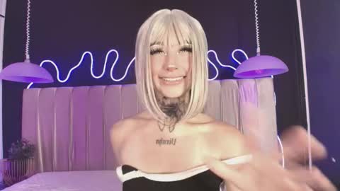 zhally_dee online show from 03/24/26, 07:30