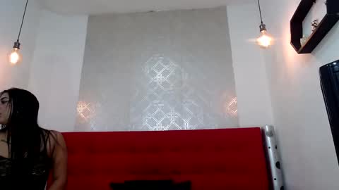 ZHAMIRA  ANDRES online show from 01/28/25, 08:36