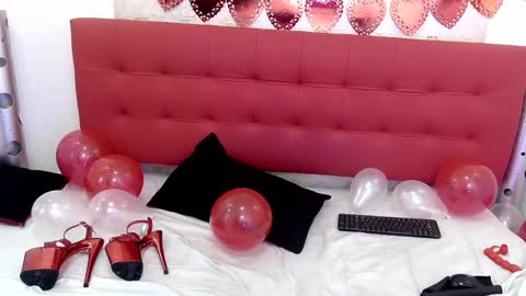 ZHAMIRA  ANDRES online show from 02/14/25, 01:34