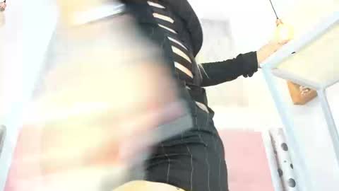 ZHAMIRA  ANDRES online show from 03/19/26, 10:03