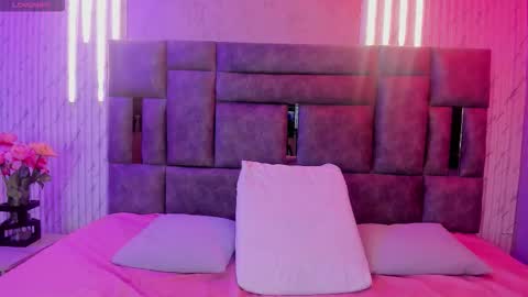 Zhara Rousse online show from 03/29/26, 12:27