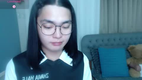 Snapshot of zhaviahale chatting on 05/17/26, 11:01 im your lovely zhaviabigcock here online show from 05/17/26, 11:01