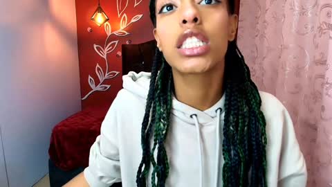 Zia Green online show from 01/03/25, 11:57