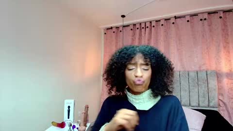 Zia Green online show from 03/08/25, 10:45