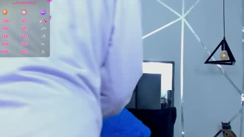 zia online show from 03/11/25, 11:01