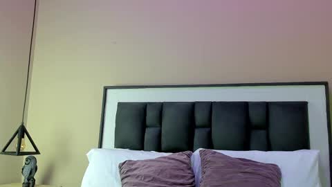 zia online show from 09/13/25, 11:32