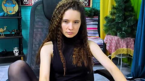 Snapshot of zianichols chatting on 01/20/25, 12:28 zianichols online show from 01/20/25, 12:28