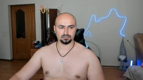 Snapshot of ziesh chatting on 05/24/26, 10:09 Ziesh online show from 05/24/26, 10:09