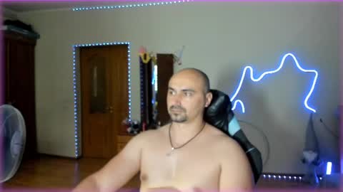 Snapshot of ziesh chatting on 06/12/26, 03:22 Ziesh online show from 06/12/26, 03:22