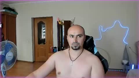 Snapshot of ziesh chatting on 06/27/26, 10:53 Ziesh online show from 06/27/26, 10:53