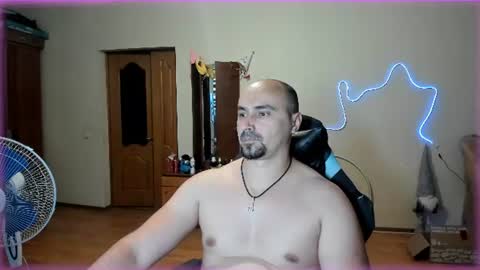 Snapshot of ziesh chatting on 06/30/26, 04:52 Ziesh online show from 06/30/26, 04:52