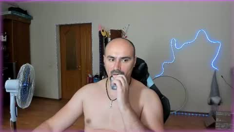 Snapshot of ziesh chatting on 07/11/26, 09:12 Ziesh online show from 07/11/26, 09:12