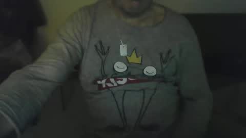 Snapshot of zino9372 chatting on 11/17/25, 03:12 zino9372 online show from 11/17/25, 03:12