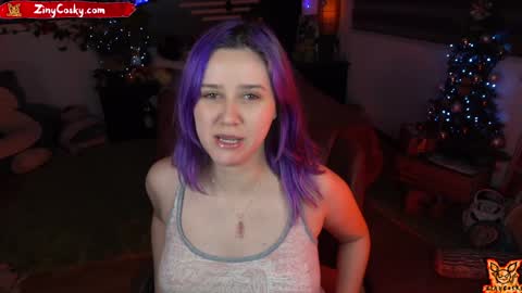 Snapshot of ziny_cosky chatting on 12/04/24, 02:31 Ziny Cosky online show from 12/04/24, 02:31