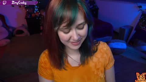 Snapshot of ziny_cosky chatting on 01/31/25, 02:26 Ziny Cosky online show from 01/31/25, 02:26