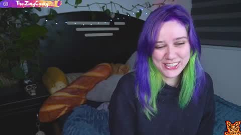 Snapshot of ziny_cosky chatting on 09/13/25, 02:11 Ziny Cosky online show from 09/13/25, 02:11