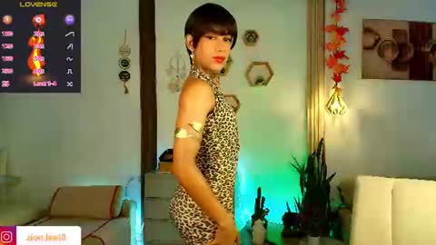 Snapshot of zion__lee chatting on 06/14/26, 08:33 Zion online show from 06/14/26, 08:33