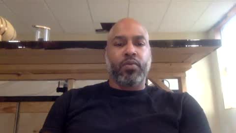 Snapshot of zionlion22 chatting on 12/22/24, 01:33 zionlion22 online show from 12/22/24, 01:33