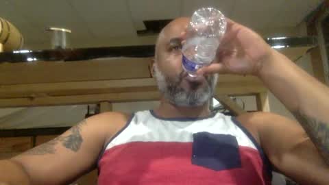 Snapshot of zionlion22 chatting on 12/23/24, 02:35 zionlion22 online show from 12/23/24, 02:35