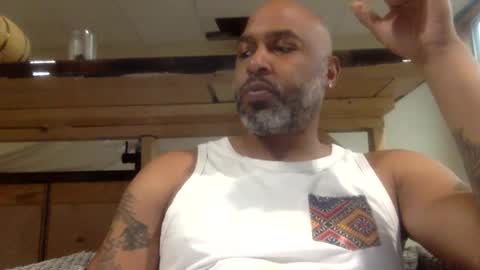 Snapshot of zionlion22 chatting on 12/29/24, 03:03 zionlion22 online show from 12/29/24, 03:03