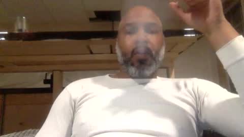 Snapshot of zionlion22 chatting on 01/28/25, 12:15 zionlion22 online show from 01/28/25, 12:15