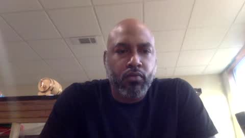 Snapshot of zionlion22 chatting on 02/02/25, 01:30 zionlion22 online show from 02/02/25, 01:30