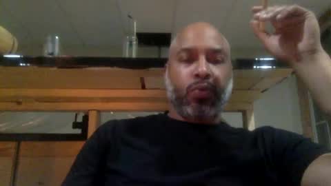 Snapshot of zionlion22 chatting on 02/14/25, 01:13 zionlion22 online show from 02/14/25, 01:13