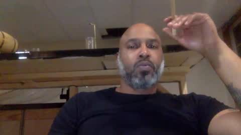 Snapshot of zionlion22 chatting on 02/17/25, 01:36 zionlion22 online show from 02/17/25, 01:36