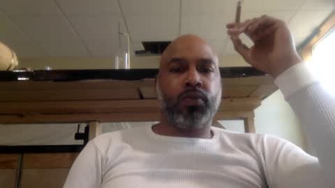 Snapshot of zionlion22 chatting on 02/17/25, 02:15 zionlion22 online show from 02/17/25, 02:15