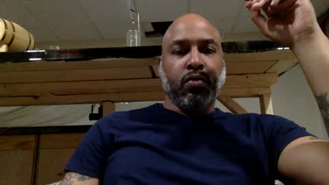 Snapshot of zionlion22 chatting on 02/22/25, 01:22 zionlion22 online show from 02/22/25, 01:22