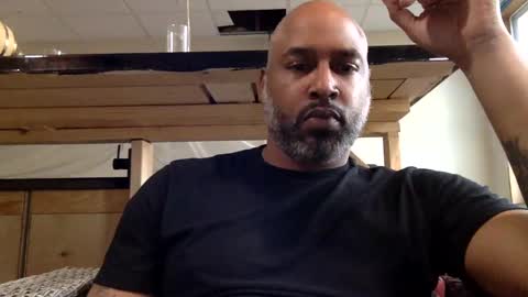 Snapshot of zionlion22 chatting on 02/28/25, 10:28 zionlion22 online show from 02/28/25, 10:28